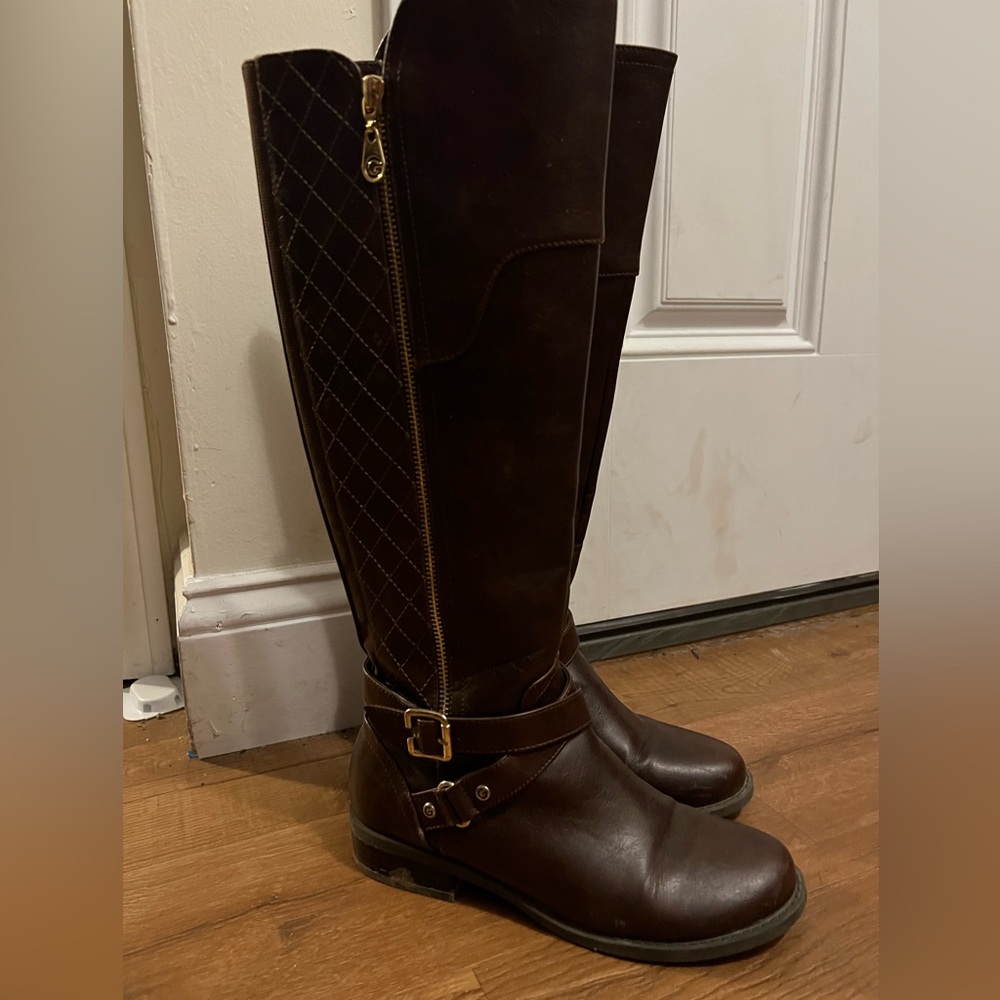 Brown G by Guess boots